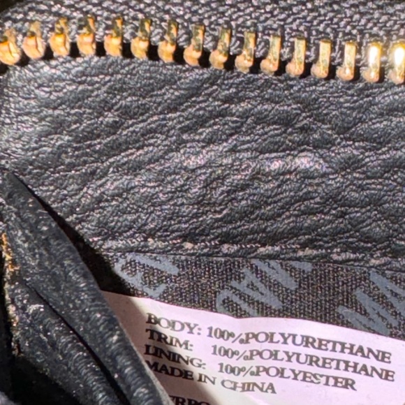 Steve Madden Logo Black Embossed Wristlet Wallet - Picture 7 of 9
